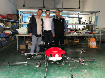 Abejón de rociadura agrícola de la evitación autónoma del obstáculo, carga útil del marco 15Kg de la fibra de carbono con 6 bocas de espray
