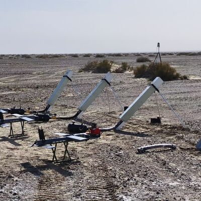 Drone táctico, UAV de Switchblade, Drone de misiles suicidas kamikaze, alcance de 200 km, 120 minutos de resistencia, velocidad de 288 km/h, carga útil de 8 kg.