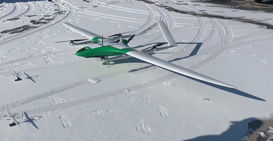 Drone táctico de 5 metros de envergadura Nuevo VTOL de gasolina de 18 horas de resistencia, alcance de 350 km para encuestas, vigilancia y patrulla fronteriza